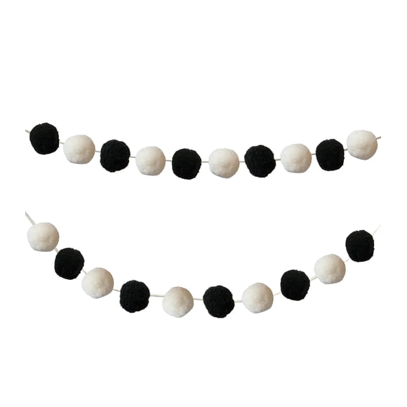 JUEGO DE GUIRNALDA CON POM BLANCO Y NEGRO