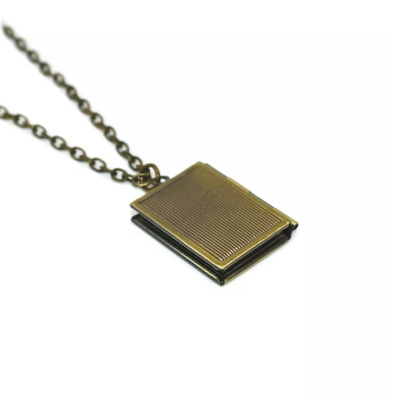 EOEMY Pictures Charm Pendant Engraved Photo Locket Necklace Necklaces