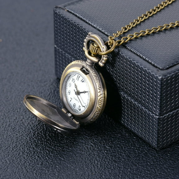 Mini Vintage Motorcycle Pocket Watch Bronze Quartz Pendant Clock for Men Boys Collectible Timepiece Necklace Gift