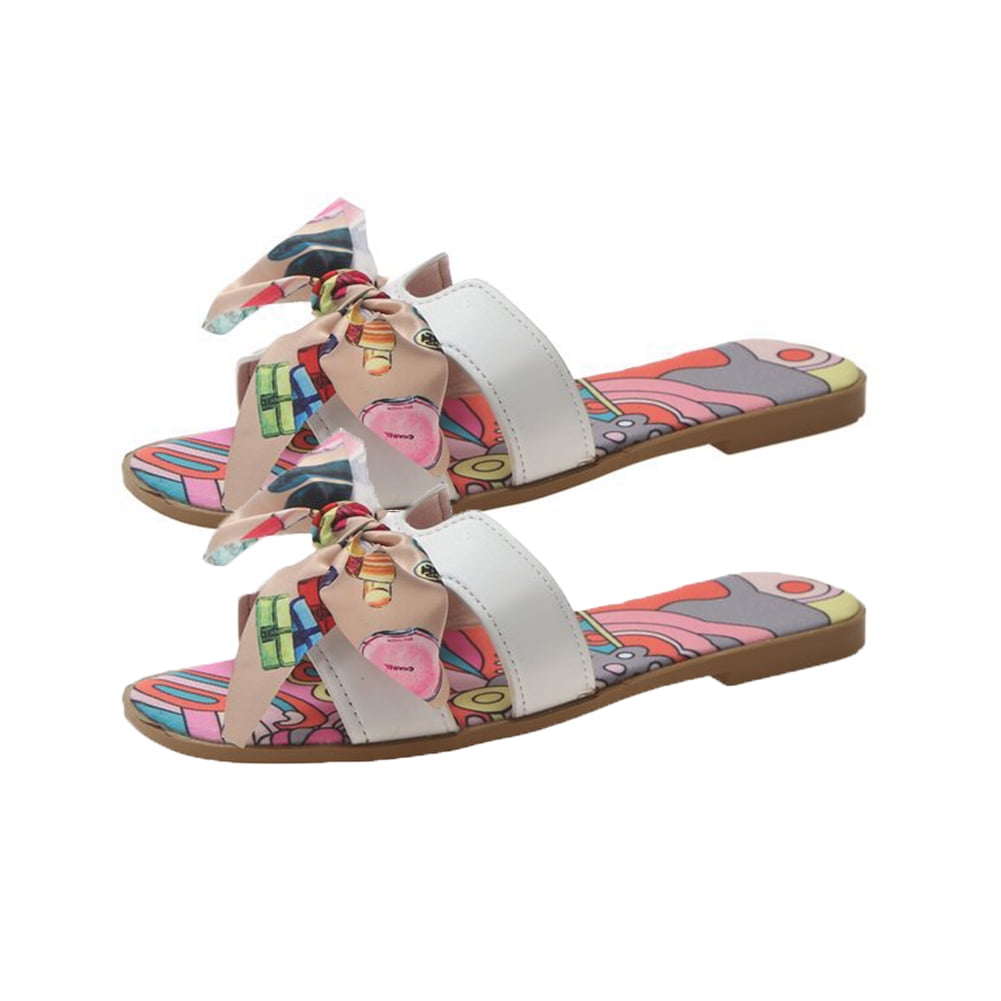 sandals with h shape