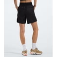 thumbnail image 3 of Bermudas THE NORTH FACE Aphrodite Motion para mujer, color negro, talla M, 3 of 6