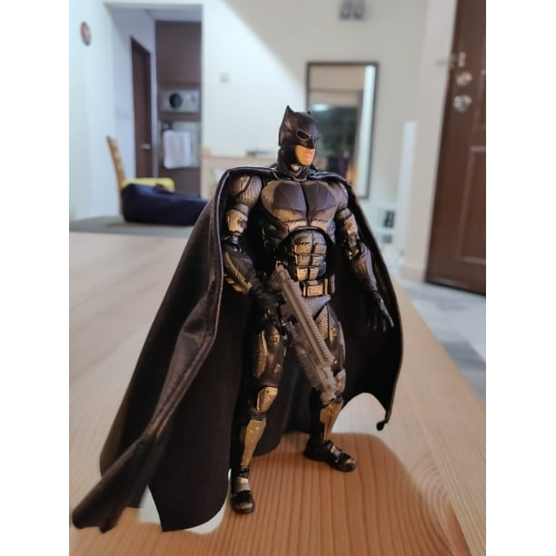 MAFEX 064 Batman Tactical SUIT Ver. The Dark KNight DC Justice