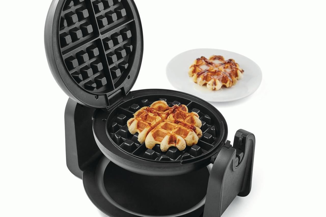Farberware Single-Flip Waffle Maker, Black with Stainless Steel Decoration - image 2 of 6