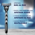 thumbnail image 2 of Rastrillo Gillette Mach3 con 3 Hojas para Rasurar la Barba al Ras, 1 pza, 2 of 5