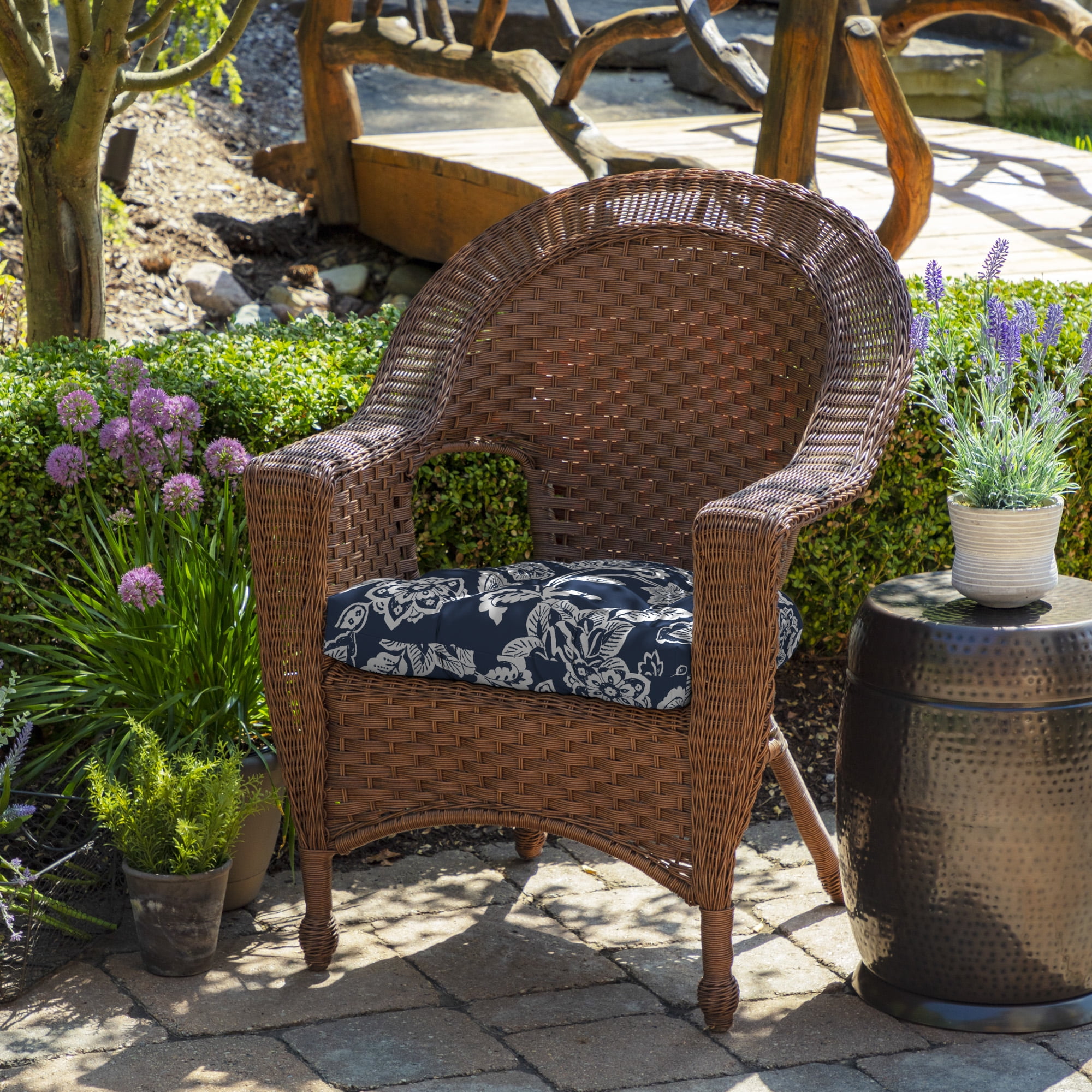 ARDEN Outdoor Wicker Chair Cushion 18 x 20, Sapphire Blue Ashland Jacobean
