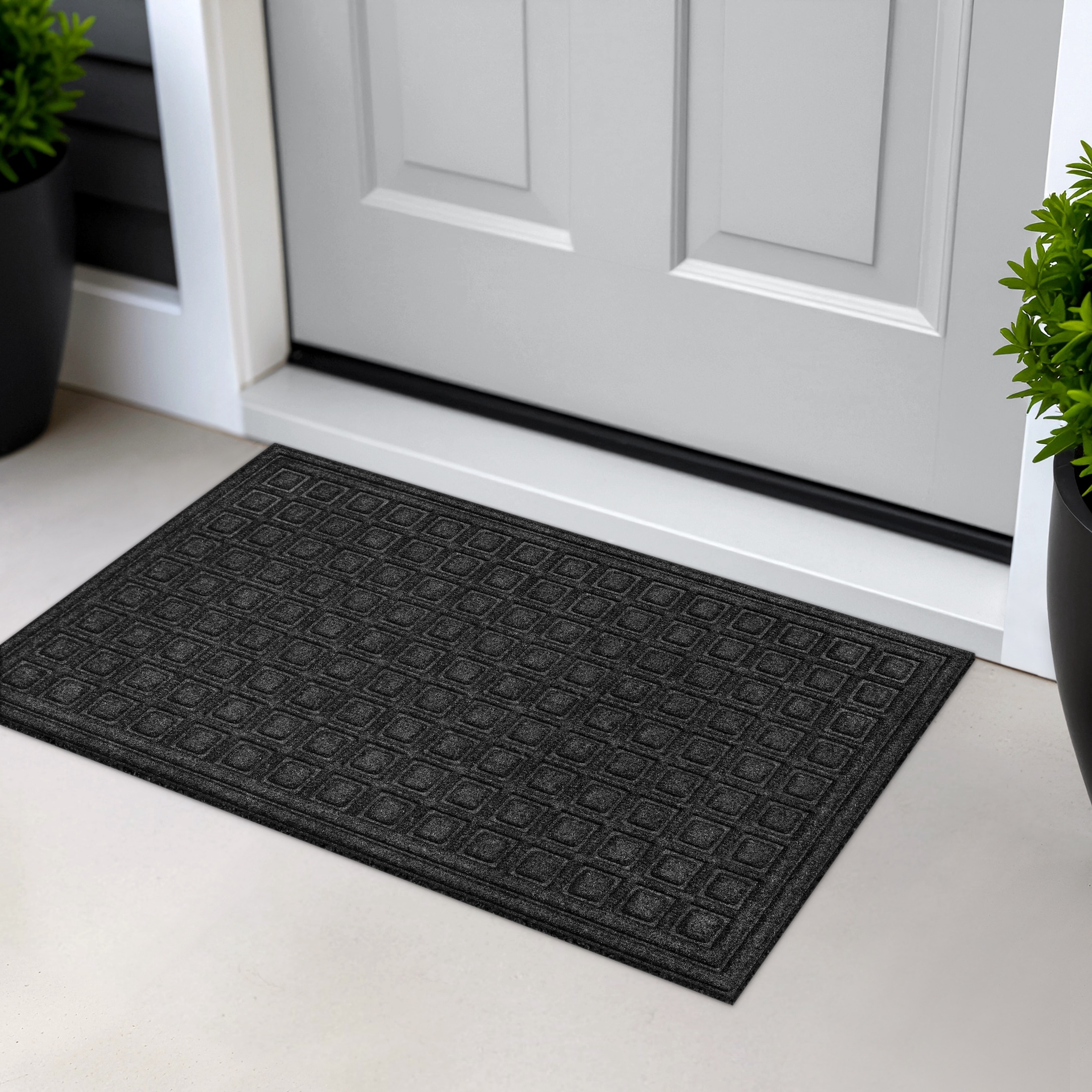 Mainstays Textures Blocks Indoor/Outdoor Utility Mat, Onyx photo 3