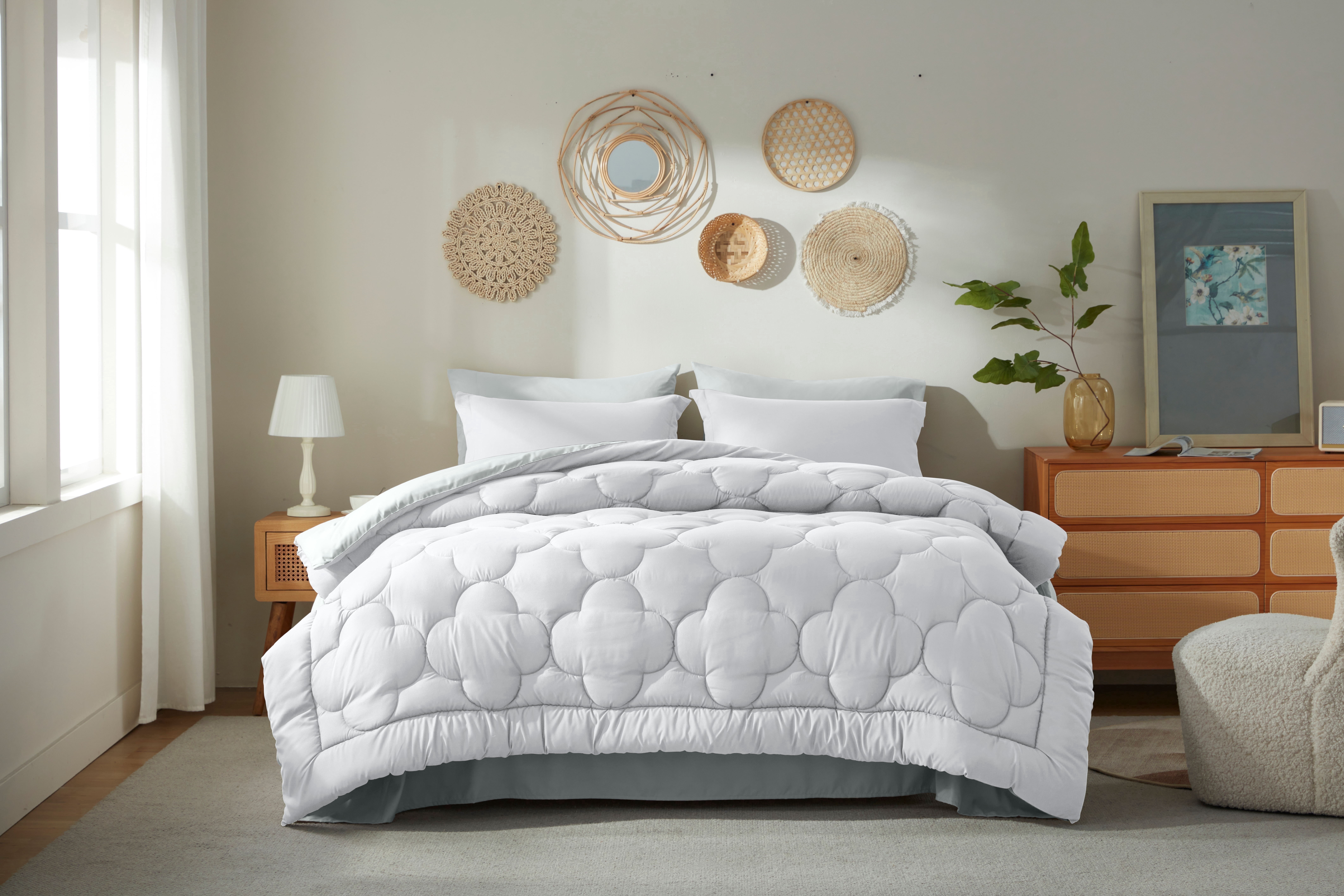 Bedtreat Queen Comforter Sets，7-Pieces Reversible Bedding Sets，Bed in a Bag with Comforter, Flat Sheet and Fitted Sheet without Pocket, Pillowcases & Shams，White/Light Gray