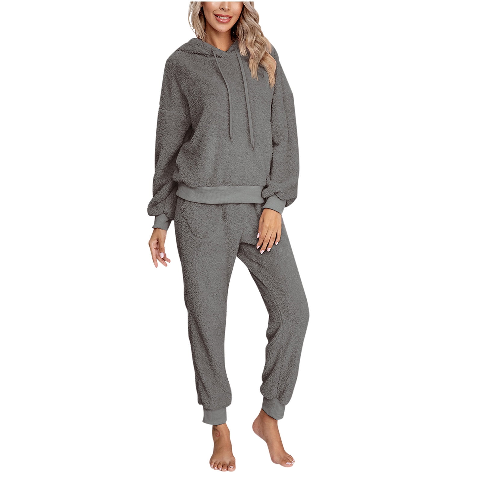 SIAEAMRG Womens Fuzzy Sherpa Fleece Pajamas Set, Long Sleeve Hoodies Pajama  Pants 2 Piece Outfits Loungewear Sleepwear, Apricot, Small : :  Clothing, Shoes & Accessories