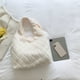thumbnail image 2 of Bolso de mano de otoño invierno de piel esponjosa Moda de felpa suave Portátil para viajes, 2 of 8