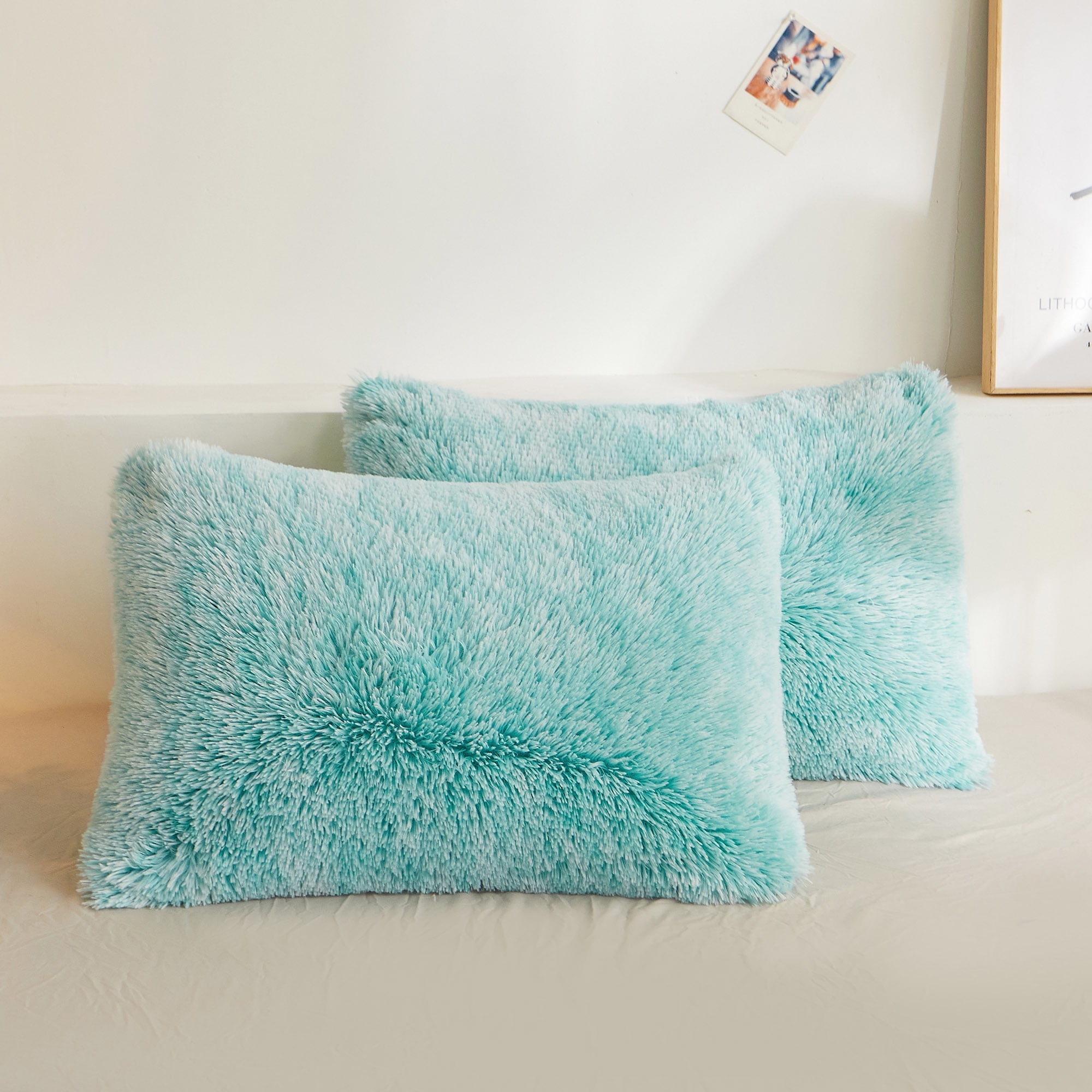 XeGe Luxury Plush Shaggy Duvet Cover Set, Soft Faux Fur Fuzzy Comforter Cover Set, 3 Pieces Fluffy Bedding Sets(1 Furry Duvet Cover + 2 Throw Pillow Shams), Zipper Closure, Queen Size, Aqua Ombre