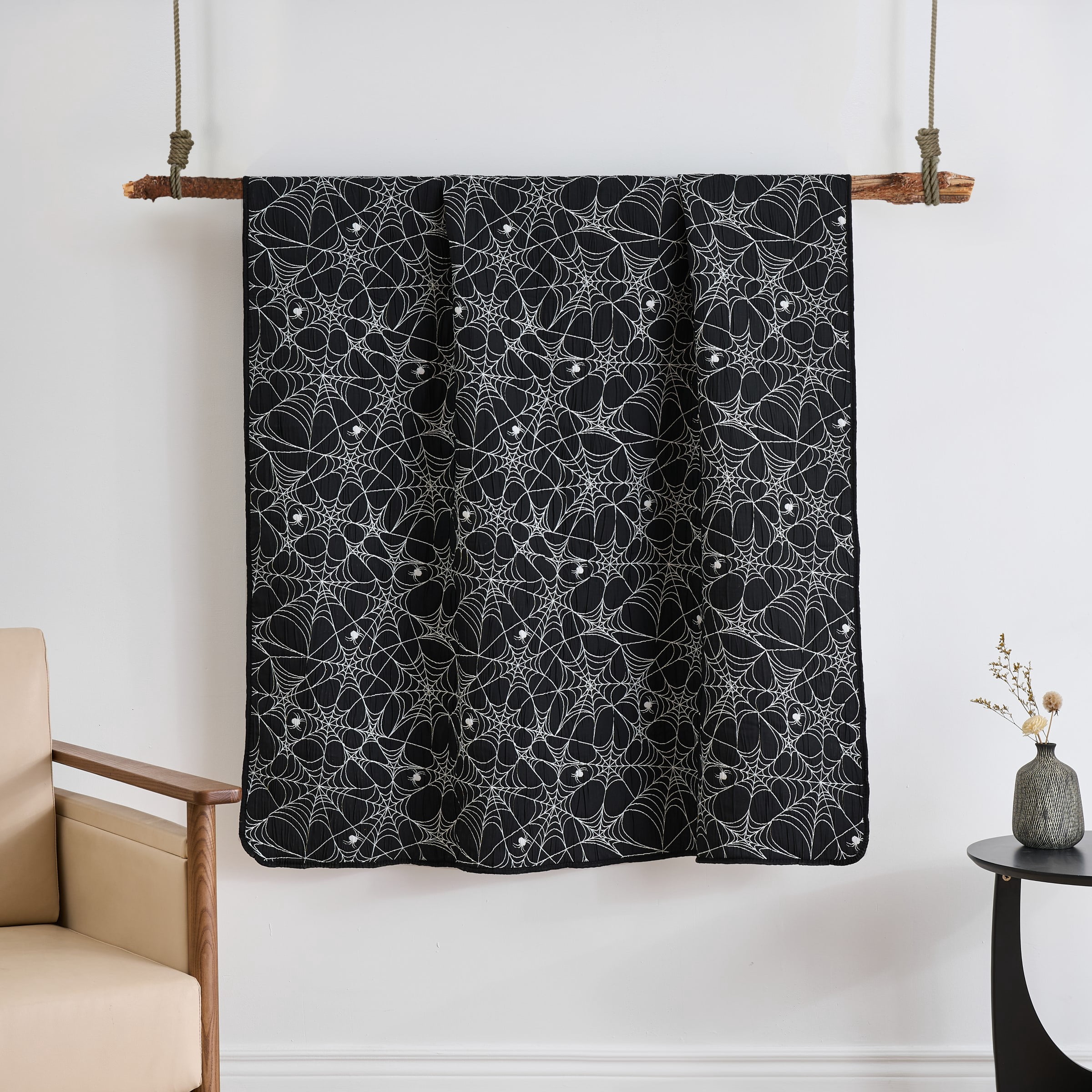 Greenland Home Fashions Spinderella Halloween Spider Web Jacquard Woven Throw Blanket, for All Ages
