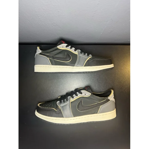 Size 8.5 - Jo r-dan 1 Retro Low OG EX Dark Smoke Gray 2022