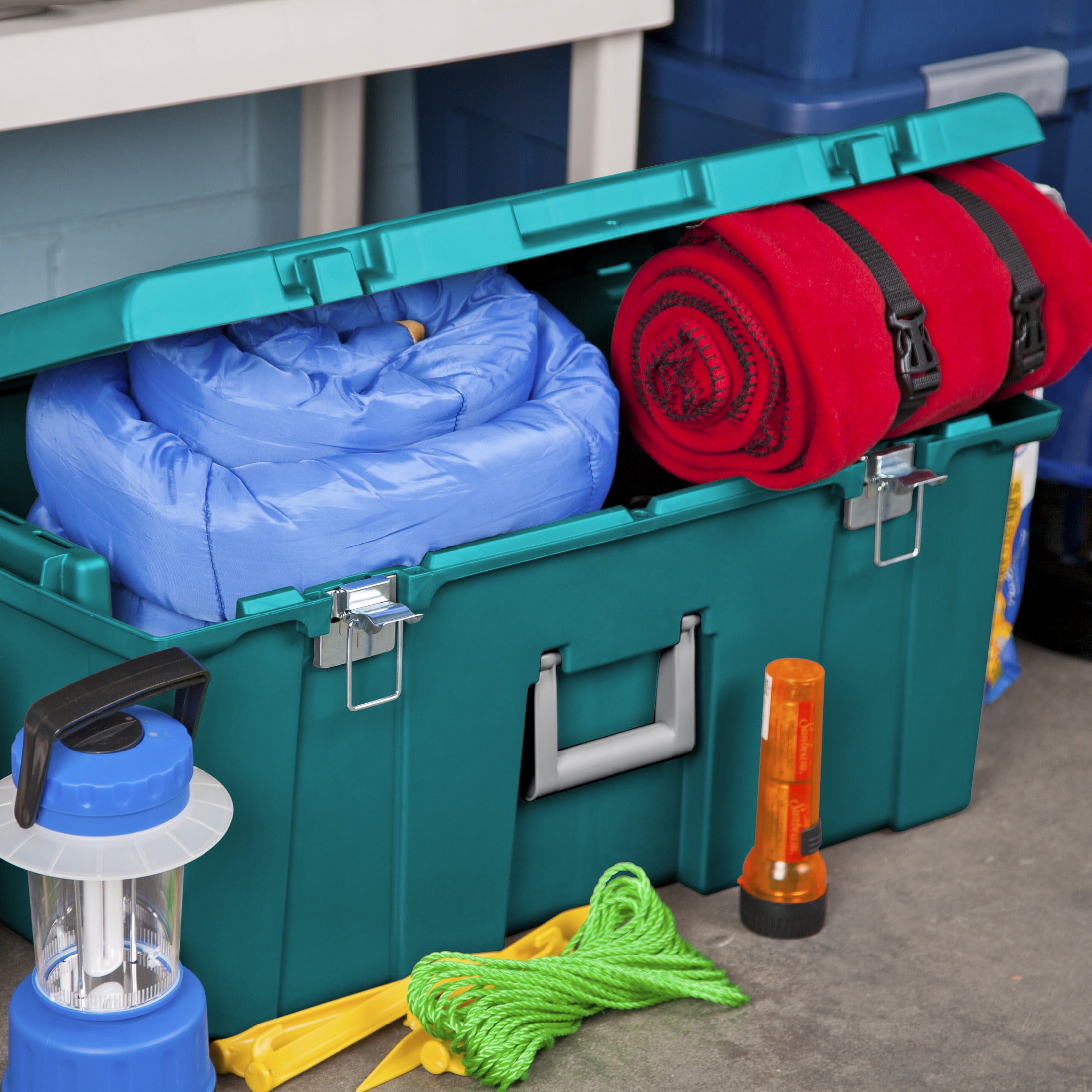 Sterilite Footlocker