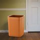 thumbnail image 4 of Cubo de Basura Tejido de Ratán Contenedor de Basura de Plástico Cuadrado Compacto Cubo de Basura para Baño Garaje Sala de Estar Oficina Interior Al Ai Naranja Macarena Cesto de basura, 4 of 8