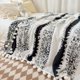 thumbnail image 5 of Manta de tejido jacquard catiónico | Manta de lana con estampado de nubes de doble color | Poliéster suave y cálido | Sofá, Oficina y Uso de la Siesta | Manta decorativa acogedora para todas las, 5 of 5