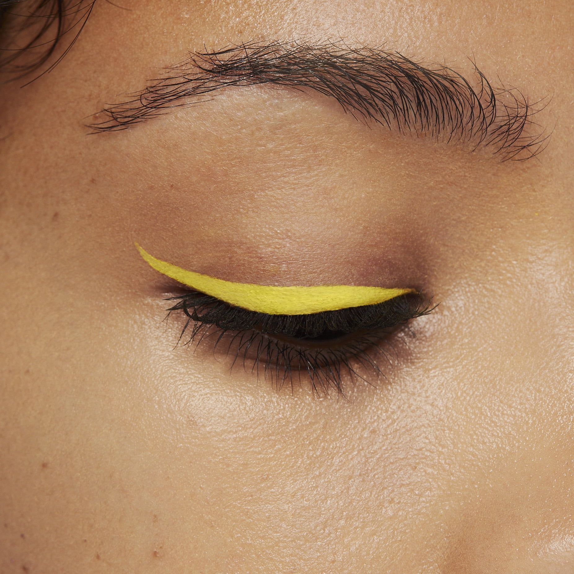 af94 Backline Liquid Eyeliner, I Saw Sparks, Yellow