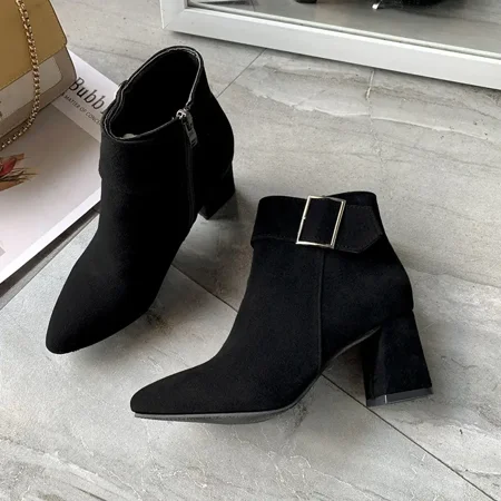 

Women‘s Pointed Toe Short Boots Chunky Heel With Metal Buckle Side Zipper Short Shoes Women‘s Footwear