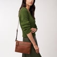 thumbnail image 5 of Fossil Fiona - Bolso bandolera pequeño de piel para mujer, color marrón (Modelo: ZB7668200), 5 of 5