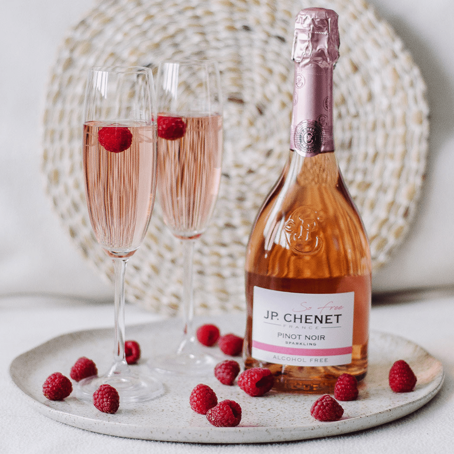 JP. Chenet So Free French Non-Alcoholic Sparkling Pinot Noir