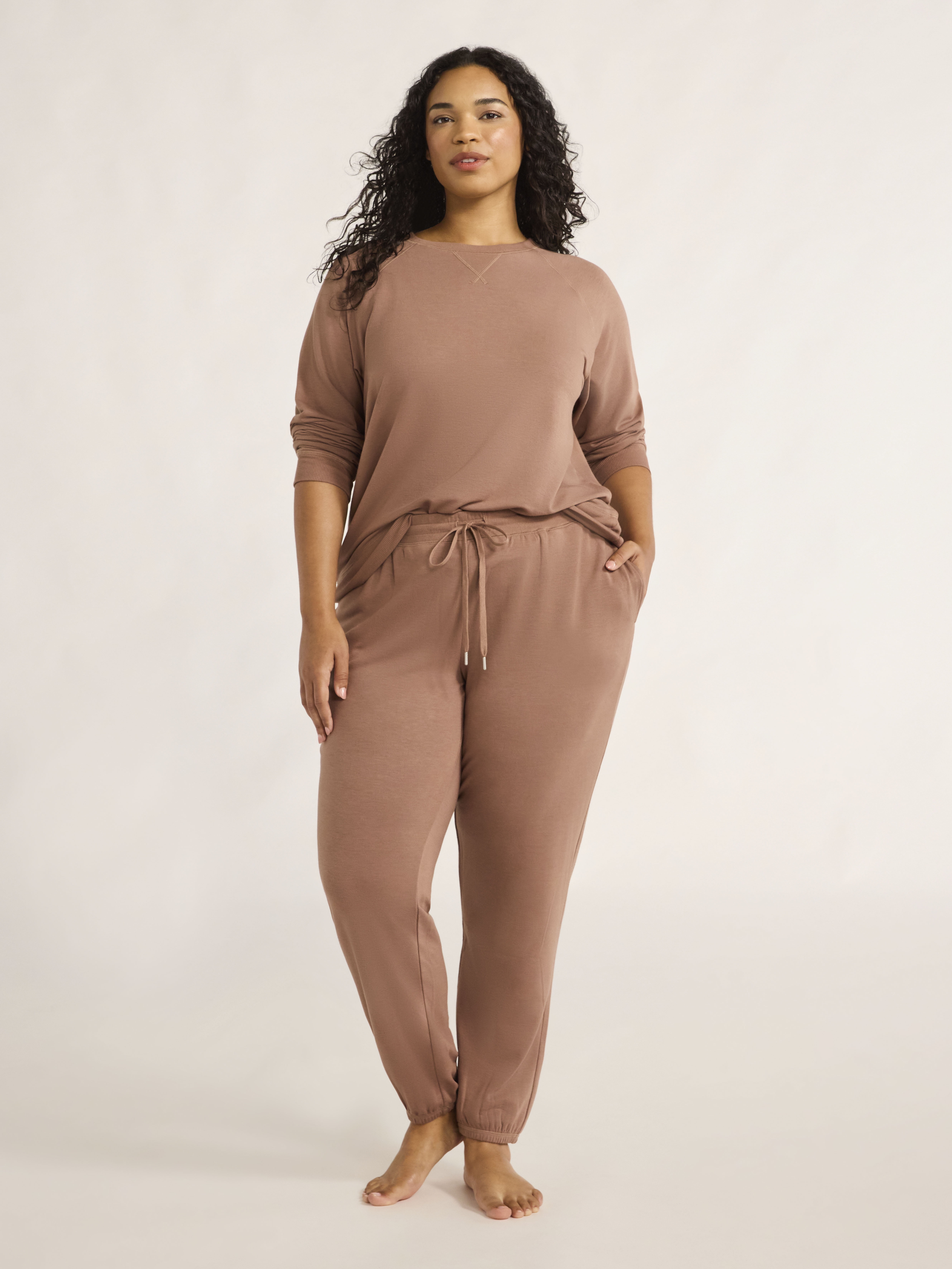 Joyspun Women's and Women’s Plus French Terry Sweatshirt and Joggers Set, 2-Piece, Sizes XS to 3X