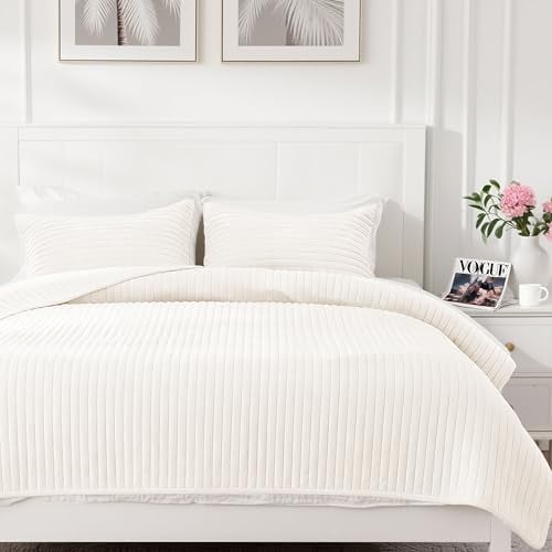 Breathable Velvet Quilt Set King Size, 3 Pieces Soft Quilted Blanket with 2 Pillow Shams, Lightweight Striped Bed Sheet Cover Bedspreads Coverlet for All Seasons (Ivory Cream, King)