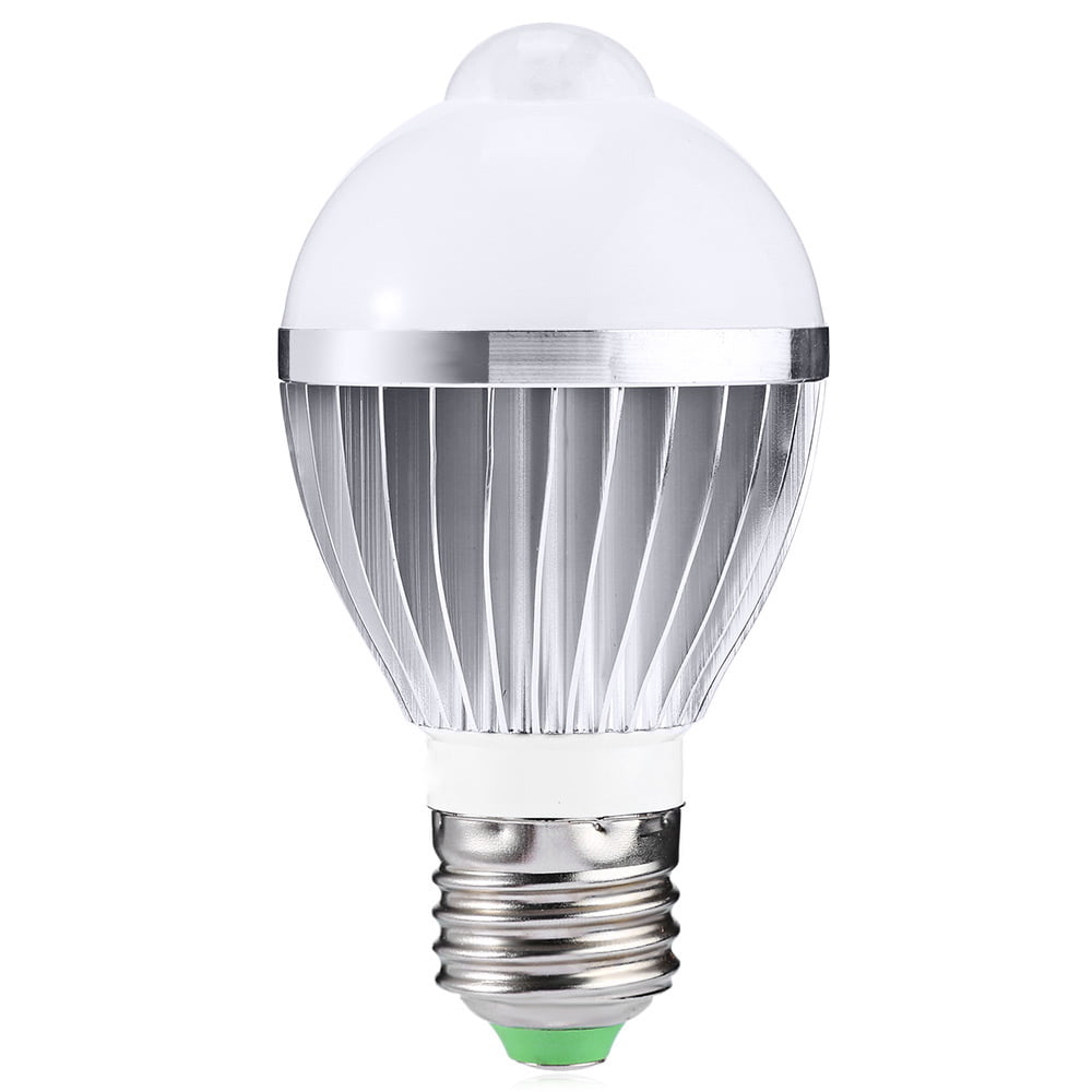 E27 7W LED Sensor Bulb Dusk To Dawn Light Auto Bulb Lamp Indoor Outdoor 110/220V 
