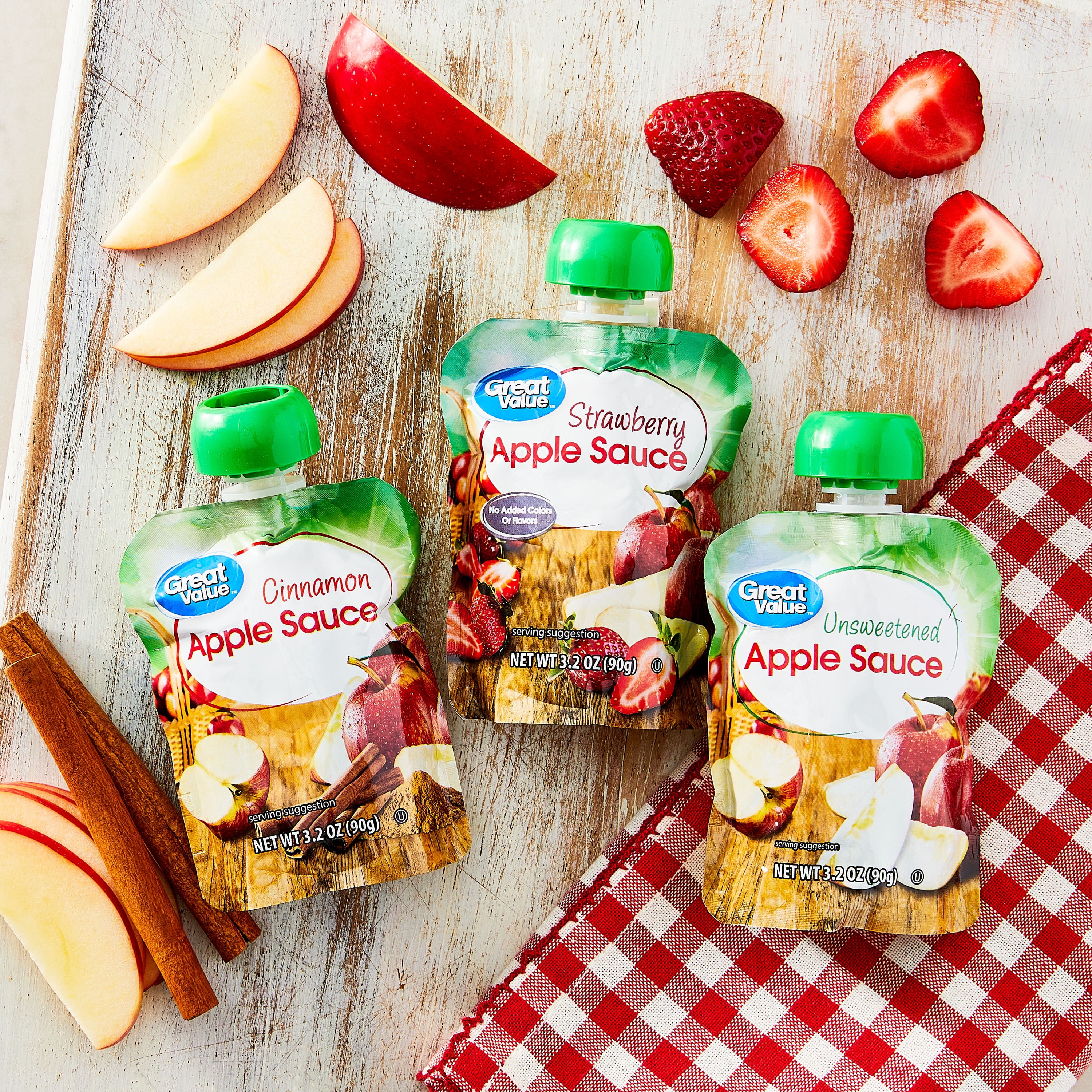 Great Value Apple Sauce Variety Pack, 38.4 oz, 12 Pouches