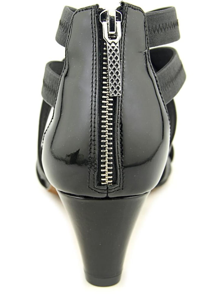donald pliner vida sandals