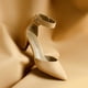 thumbnail image 4 of Zapatos de Tacón Bajo para Mujer DREAM PAIRS 7.5 Nude con Hebilla, 4 of 7