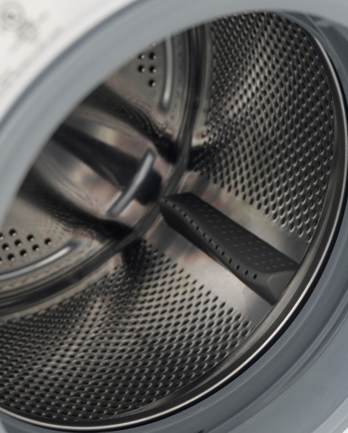 Marathon Deluxe 24" White Front Load Washing Machine