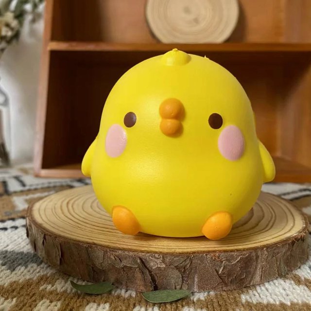 NUEVA pelota antiestrés para niños adultos, linda, pollito, conejo, fresa, jumbo, Squishy, Kawaii, de crecimiento lento, juguetes para apretar, comida