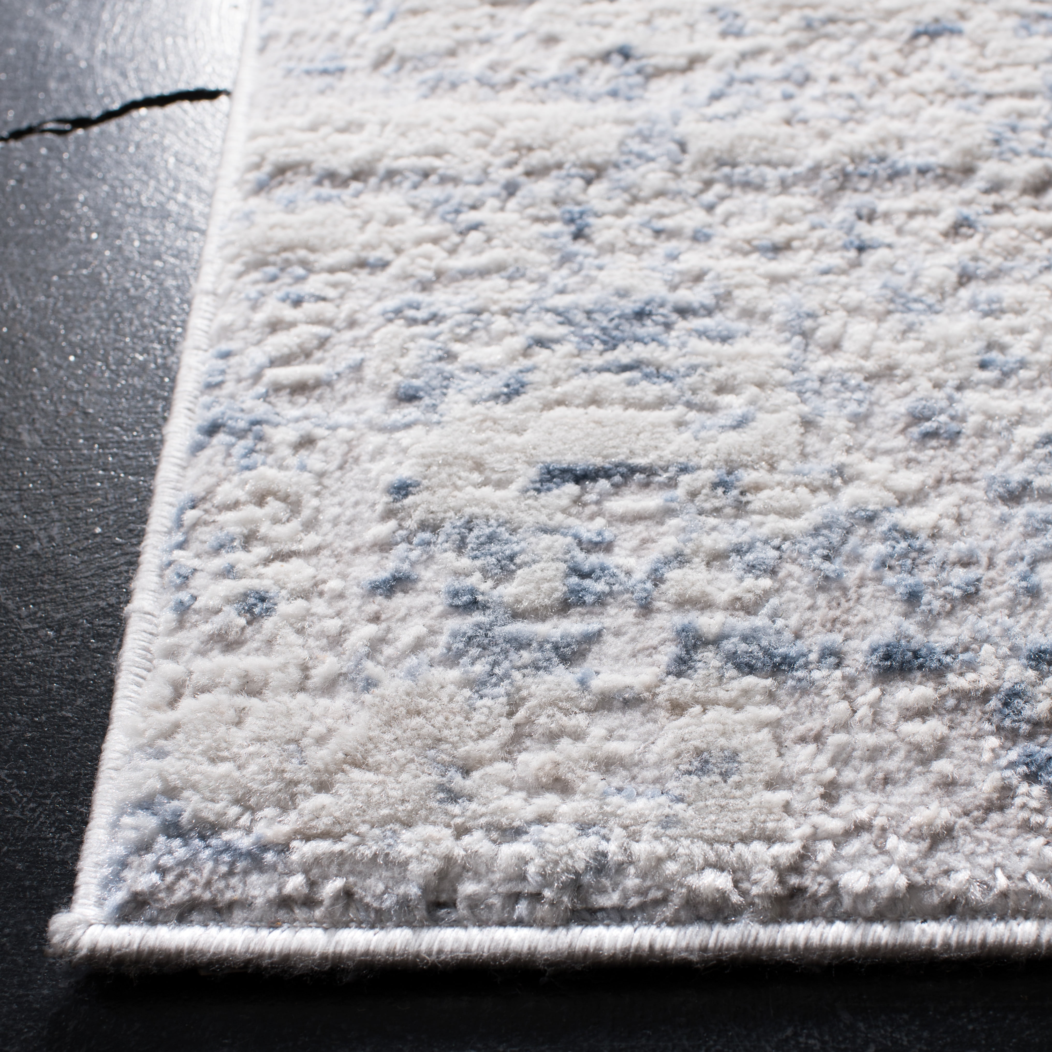 Safavieh Amelia Ian Abstract Area Rug, Ivory/Blue, 10' x 10' Square