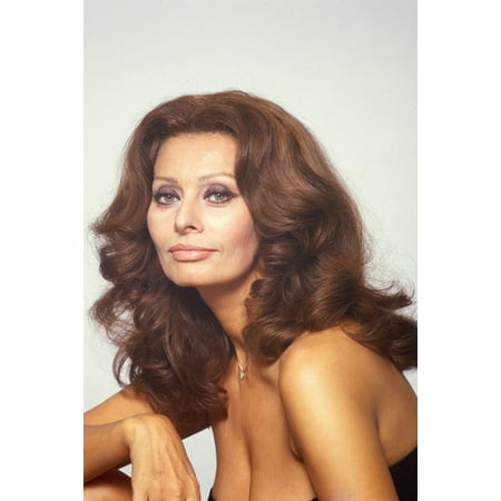 Busty Sophia Loren