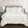 thumbnail image 1 of Ella Shabby Chic Ruffle Lace Edredón Blanco Juego de 3 piezas Full / Queen Lush Decor LUSH-16T004404, 1 of 2