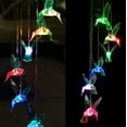 thumbnail image 1 of Colibrí Carillón de viento solar Cambio de color Luz solar móvil Impermeable Carillón de viento LED Alimentado por energía solar Luz colorida móvil para el hogar Fiesta Patio Jardín Decoración Xemadio WMZY-64, 1 of 6
