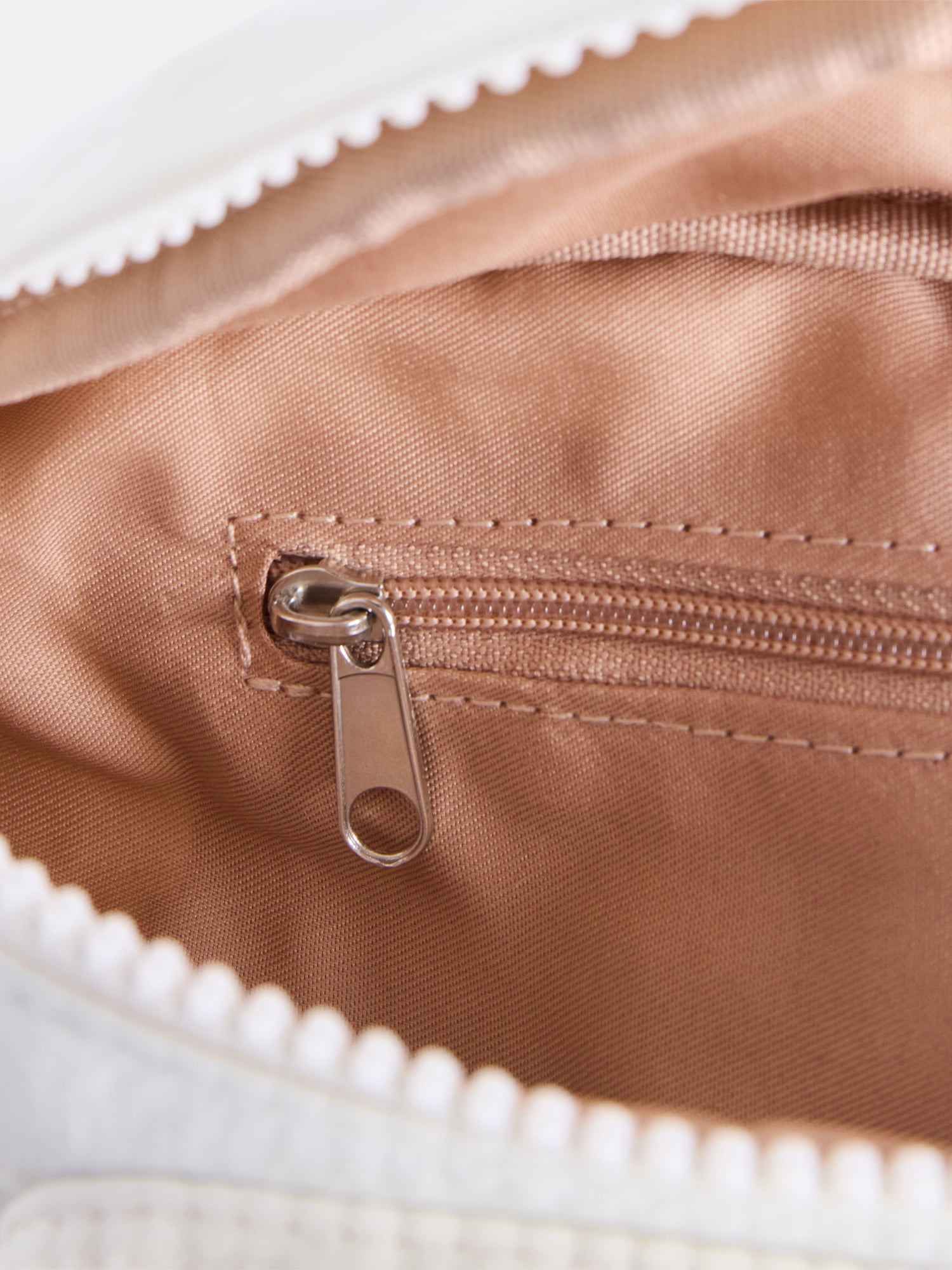 Avia Women’s Fanny Pack, Ivory