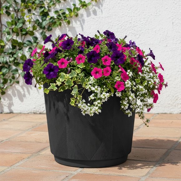 Better Homes & Gardens 16in Cappriccio Resin Planter, Black