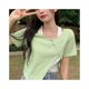 thumbnail image 5 of Camiseta de mujer con dobladillo irregular, manga corta, ajustada, falsa, top informal de verano de 2 piezas para compras navideñas, 5 of 8