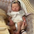 thumbnail image 2 of Muñeca Reborn GUESSBELLY Bebé Dormido 50 cm con Piel Pintada en 3D, Niña, 2 of 4