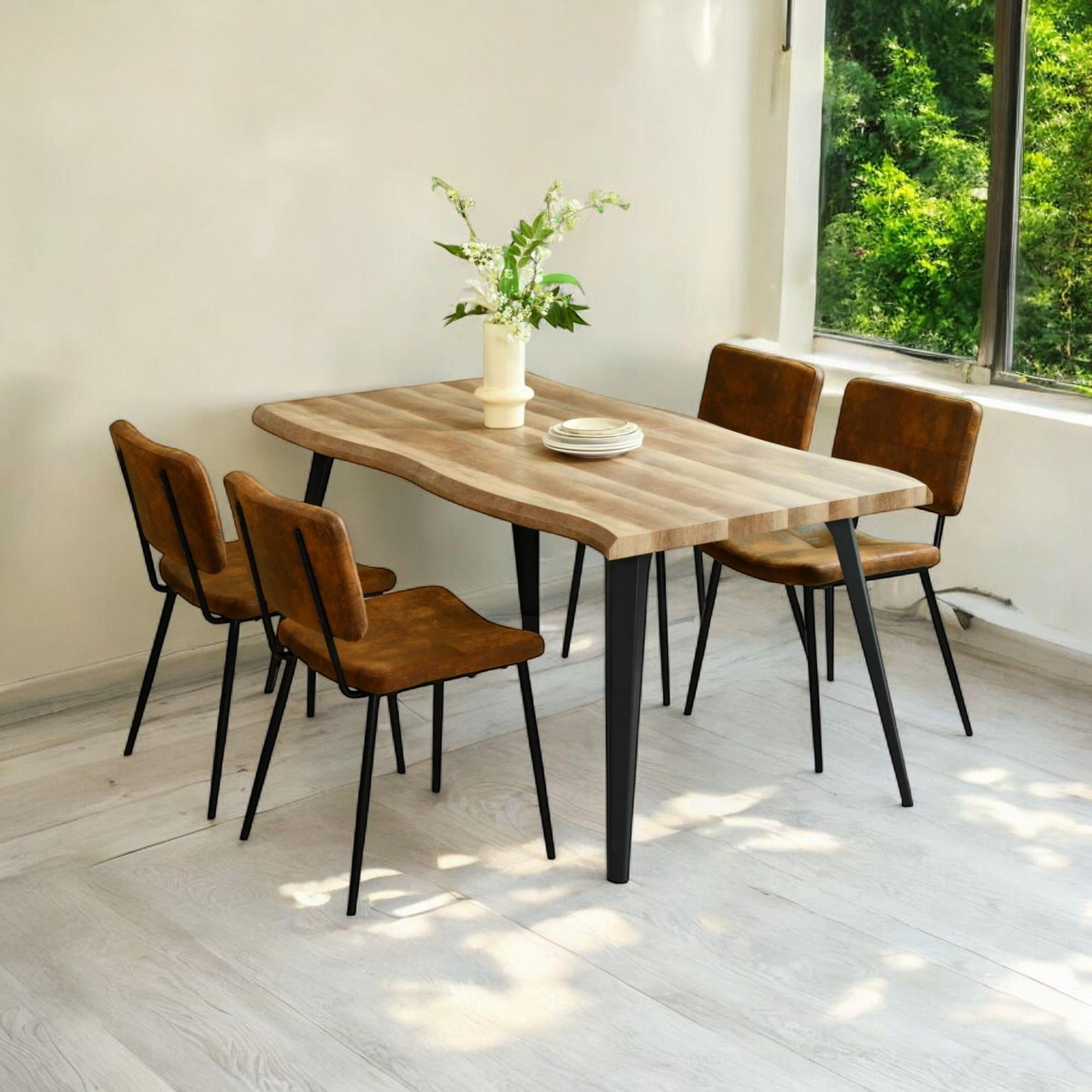 Ensemble table à manger 5 pièces Homy Casa avec plateau en imitation noyer et 4 chaises