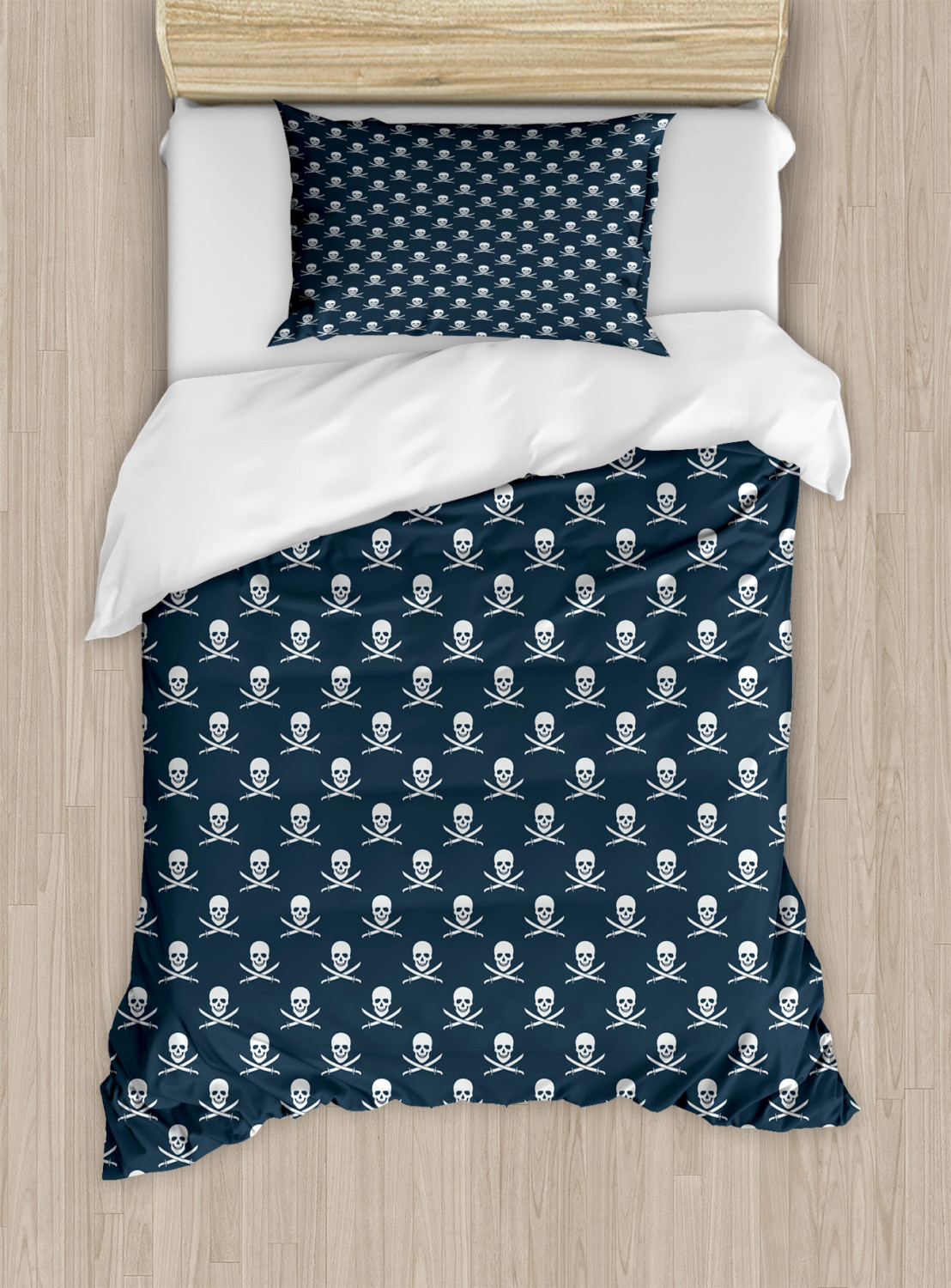 Pirates Twin Size Duvet Cover Set, Jolly Roger Pattern in Classic