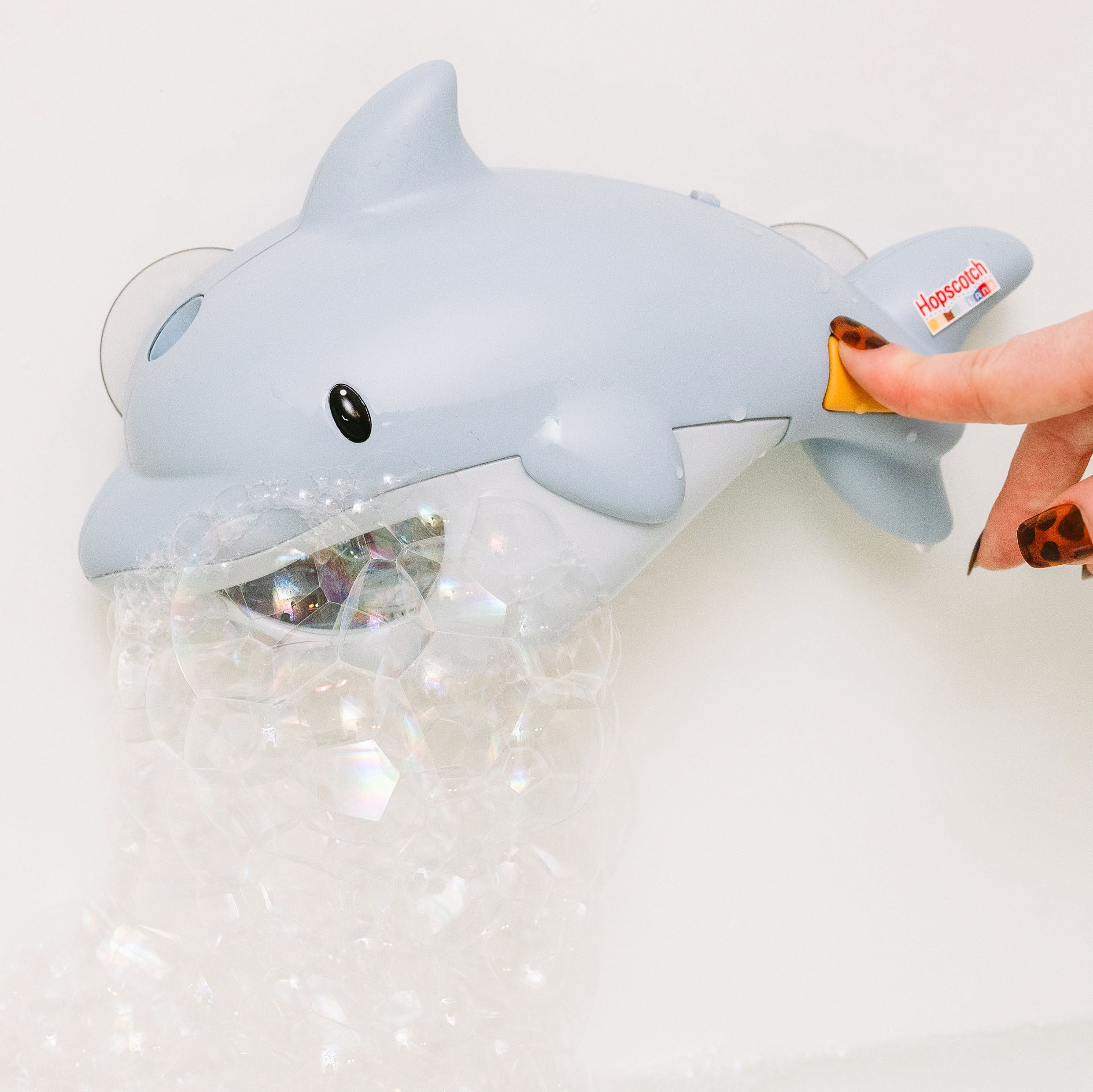 Hopscotch Lane Foaming Bubble Dolphin - Bath Toy for Children Ages 12+ Months