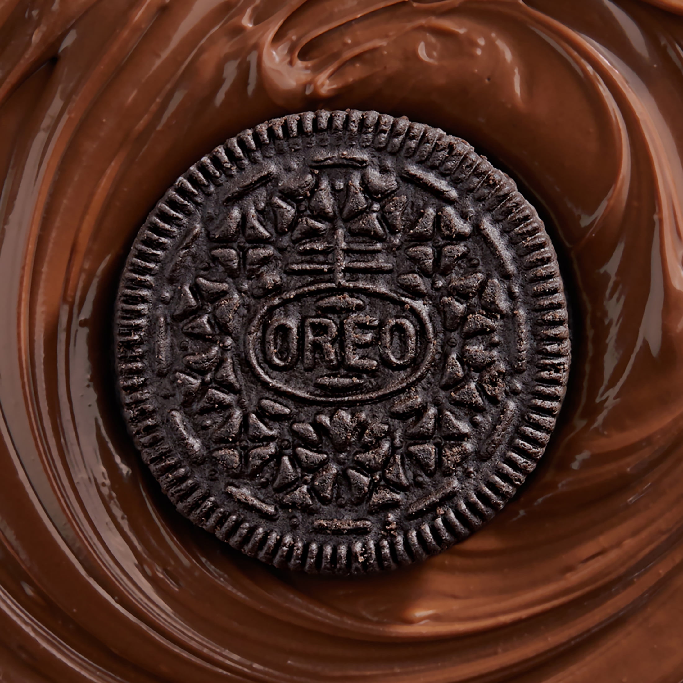 (3 pack) OREO Chocolate Hazelnut Creme Sandwich Cookies, Baked, Family Size, 17 oz, Shelf Stable Plastic Tray