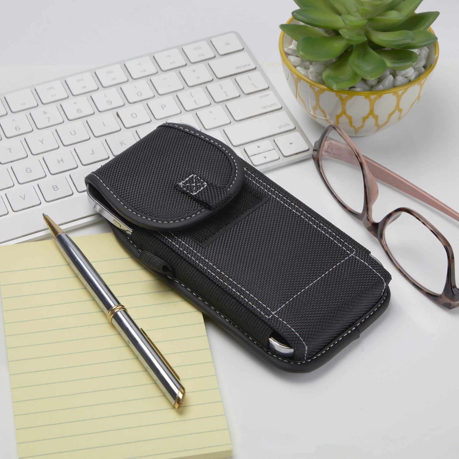 onn. Lightweight Universal Phone Case with Velcro Closure, Fits up to 6.1 in., Durable Belt Clip