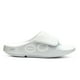 thumbnail image 2 of Sandalia Recovery OOFOS OoAhh Sport Flex Blanca Mujer 11 Hombre 9, 2 of 7