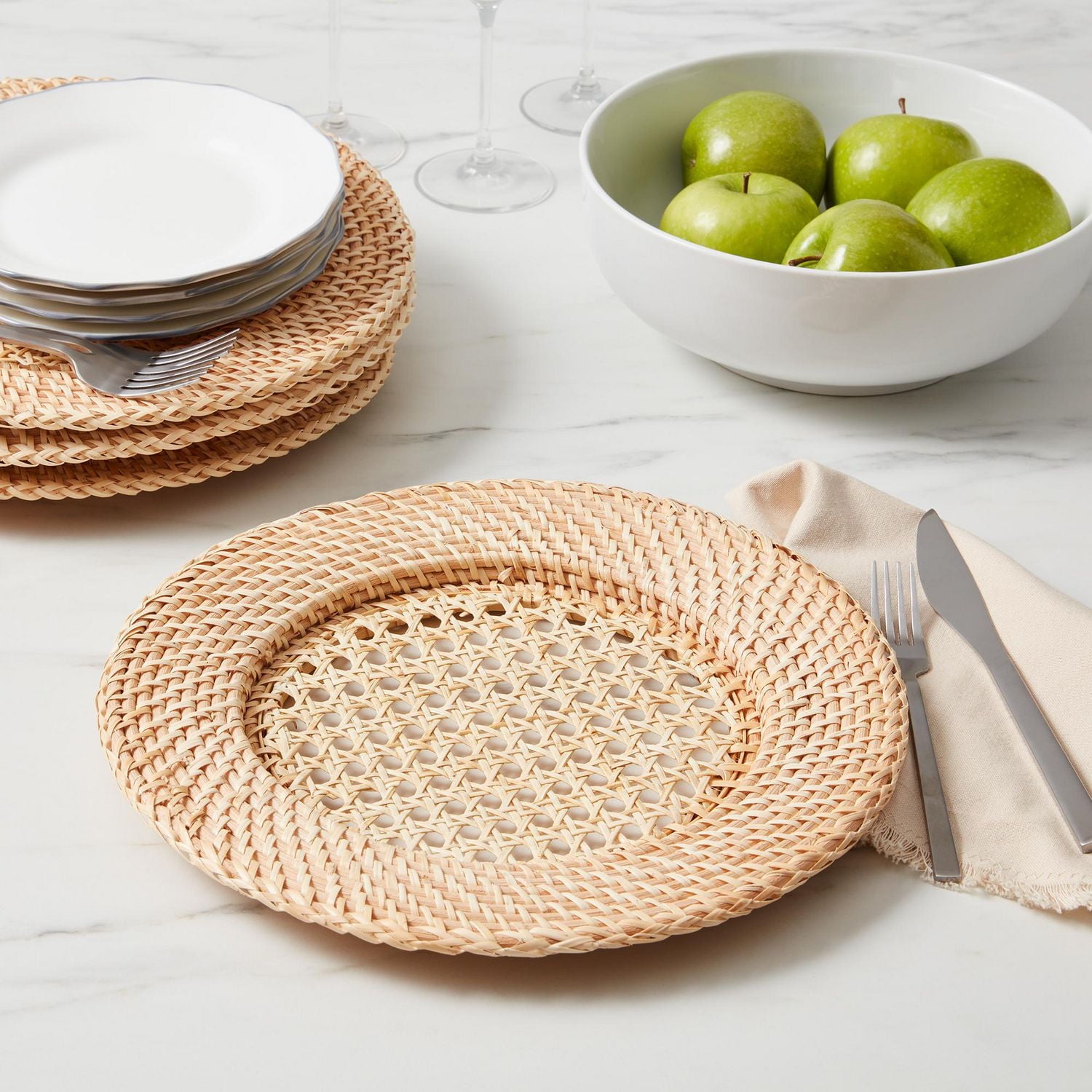 FRAÎCHE Spring Round Rattan Placemats, 4 pack, One Size