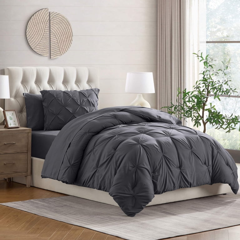 LAMMALOE 5-Piece Twin-XL Pintuck Comforter Set photo 1