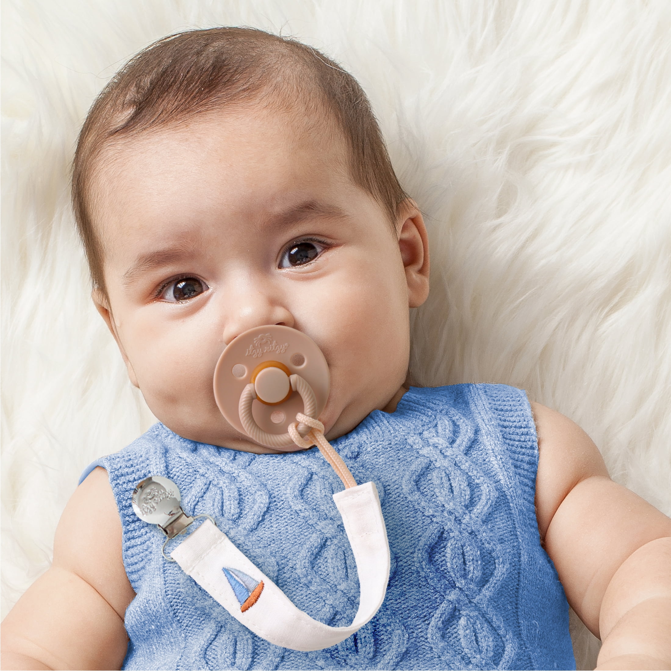 Itzy Clip™ Fabric pacifier strap