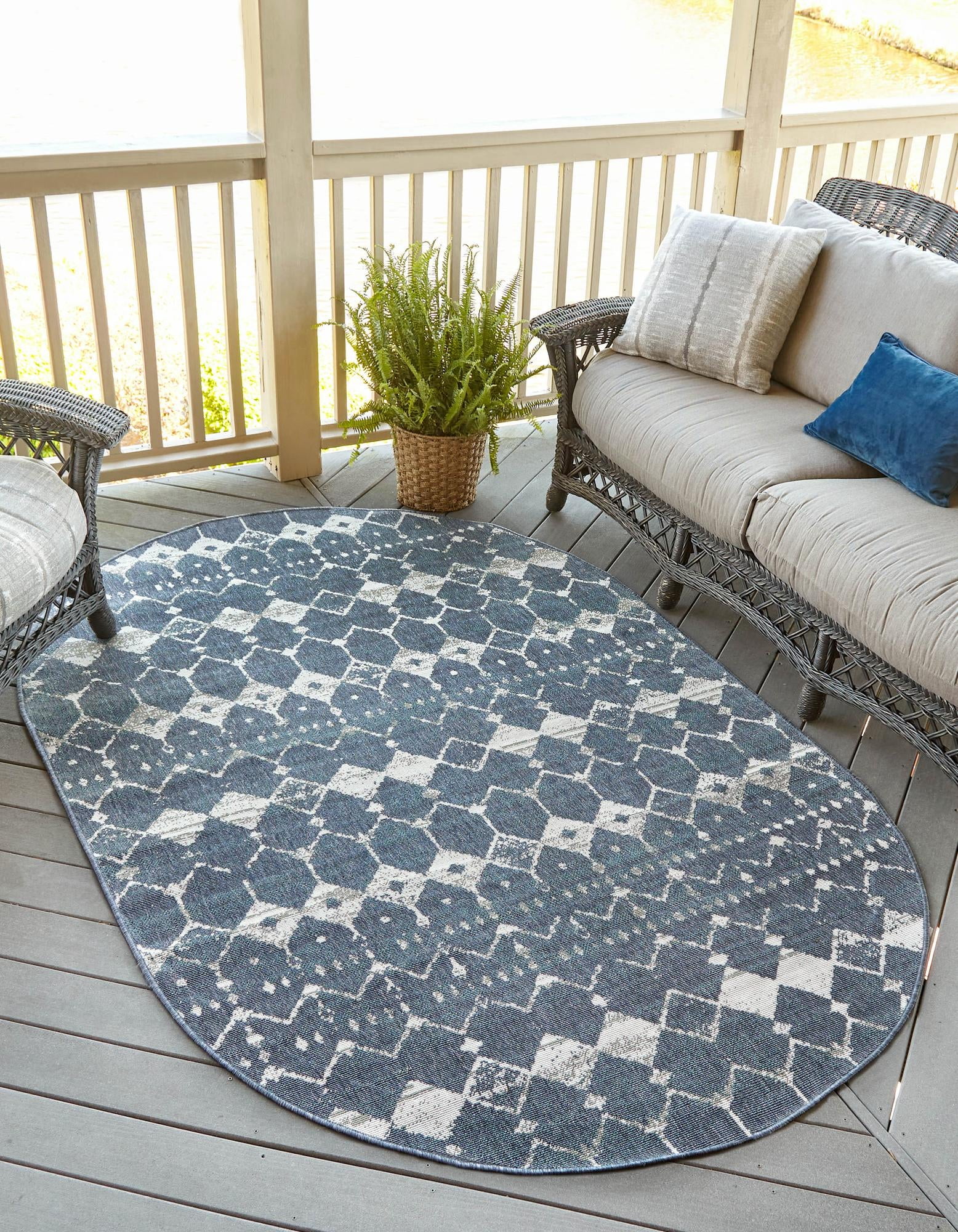 Outdoor Lattice Collection Rug 5' x 8' Oval Navy Blue