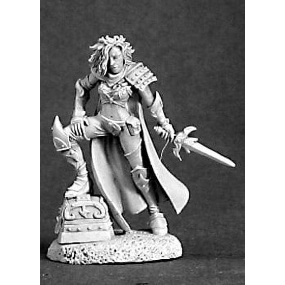 Ramelle Female Thief Miniature 25mm Heroic Scale Dark Heaven Legends Reaper Miniatures